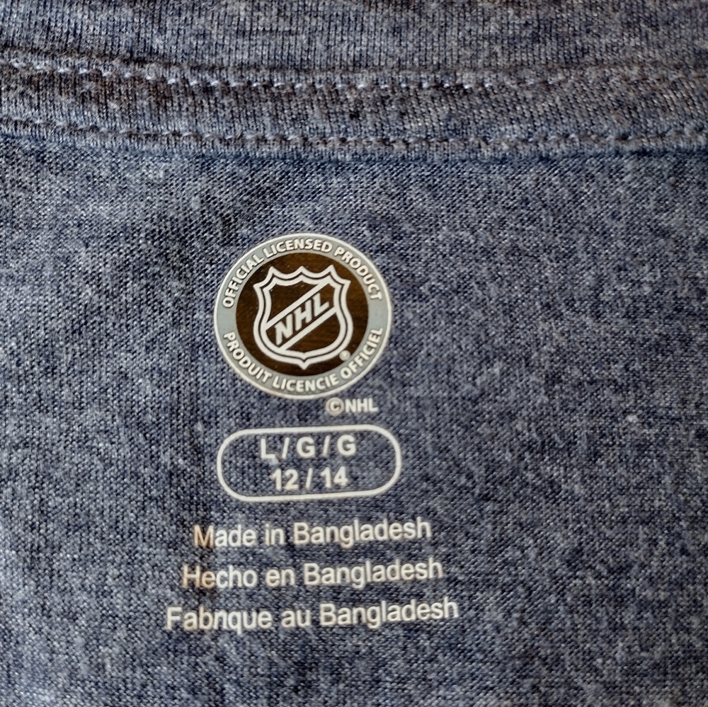 Seattle Kraken NHL AWomen's Navy Tee Large NWOT - Picture 7 of 8
